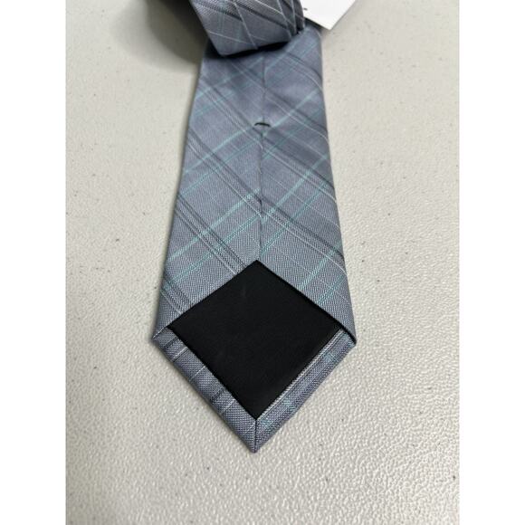 Calvin Klein Gray Plaid Pattern Silk Blend Slim Designer Tie NWT - Picture 6 of 7